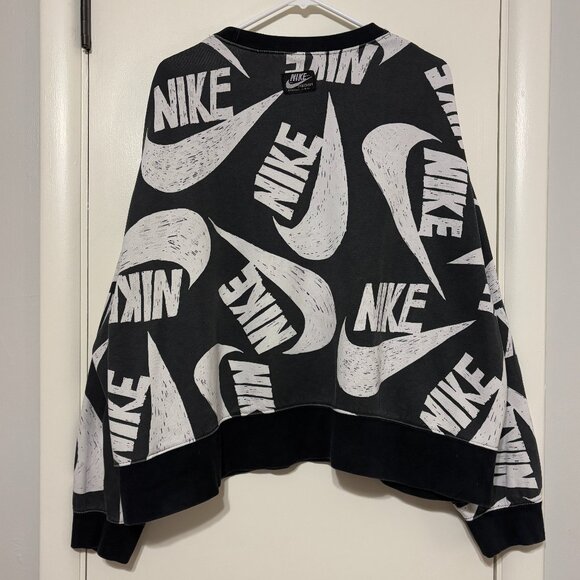 Nike Women's Plus Icon Clash Black/White Fleece Crop Pullover Sweatshirt 3X - Picture 4 of 10